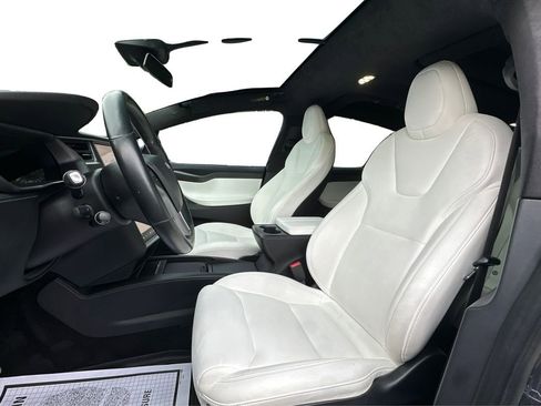 Used 2020 Tesla Model X Performance image 9