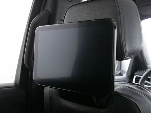 Used 2024 GMC Yukon Denali w/ Denali Reserve Package AWD/4WD image 18