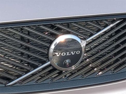 New 2026 Volvo XC60 B5 Plus w/ Protection Package Premier image 11