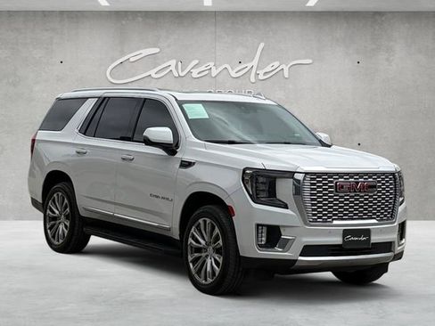 Used 2021 GMC Yukon Denali AWD/4WD image 2