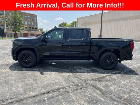Used 2024 GMC Sierra 1500 Elevation AWD/4WD image 4