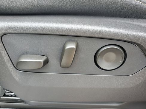 New 2026 GMC Yukon Elevation image 20