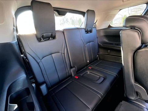 Certified 2023 INFINITI QX60 Sensory w/ Vision Package image 33