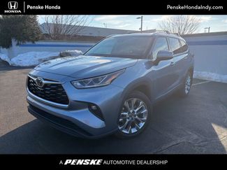 Used 2022 Toyota Highlander Limited video 1