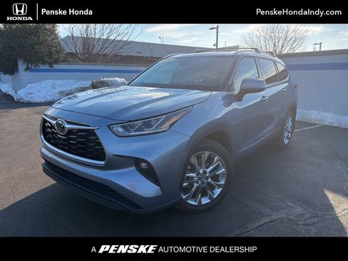 Used 2022 Toyota Highlander Limited image 1