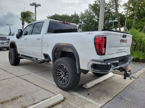 Used 2024 GMC Sierra 2500 SLE w/ SLE Value Package; AWD/4WD image 2