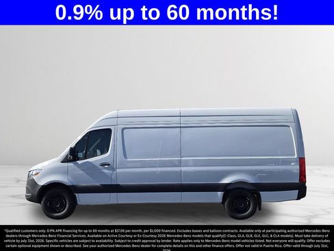 Used 2025 Mercedes-Benz Sprinter 2500 image 3