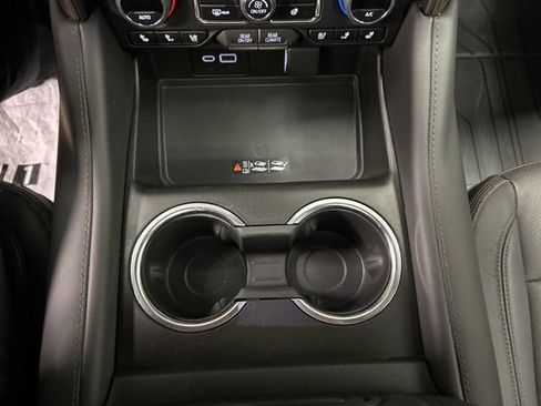 Used 2024 Chevrolet Tahoe High Country w/ Advanced Technology Package image 25