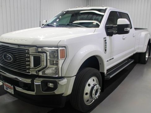 Used 2022 Ford F450 Lariat w/ Lariat Ultimate Package image 3