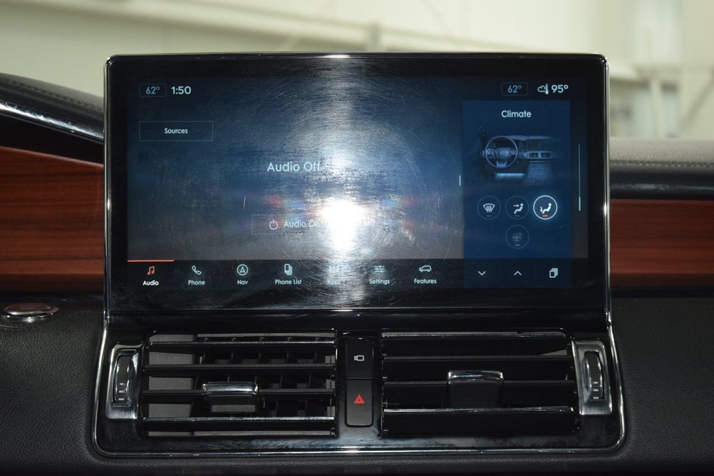 Used 2024 Lincoln Navigator L 4WD image 31