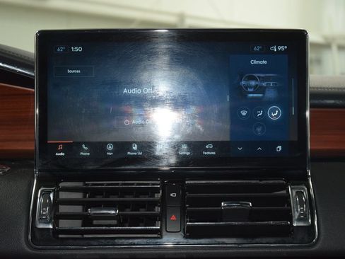Used 2024 Lincoln Navigator L 4WD image 31