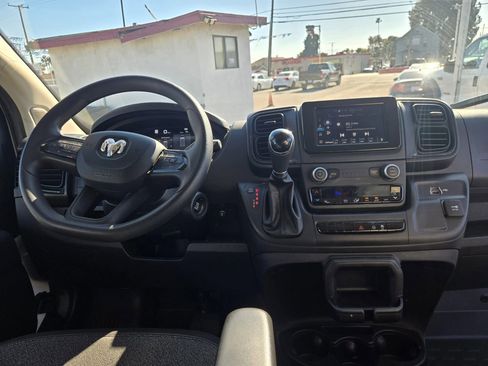 Used 2023 RAM ProMaster 2500 image 18