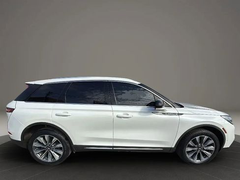 Used 2020 Lincoln Corsair Reserve w/ Equipment Group 201A image 4