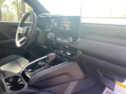 New 2026 Chevrolet Colorado Trail Boss AWD/4WD image 24