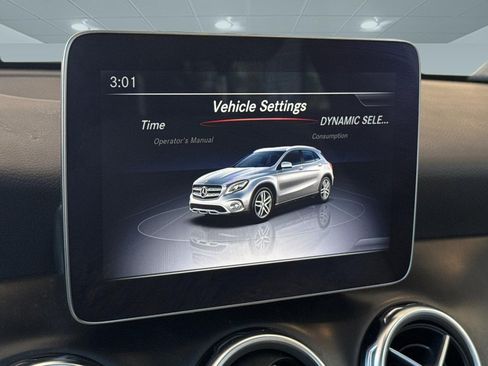 Used 2018 Mercedes-Benz GLA 250 4MATIC image 23