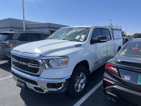 Used 2022 RAM 1500 Big Horn AWD/4WD image 2
