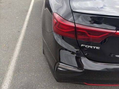 Used 2021 Kia Forte GT-Line w/ GT-Line Premium Package FWD image 8