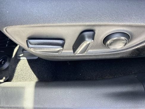Used 2023 Toyota RAV4 XLE FWD image 12
