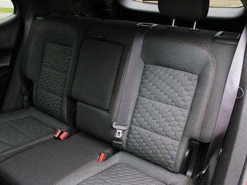 Used 2018 Chevrolet Equinox LT FWD image 20
