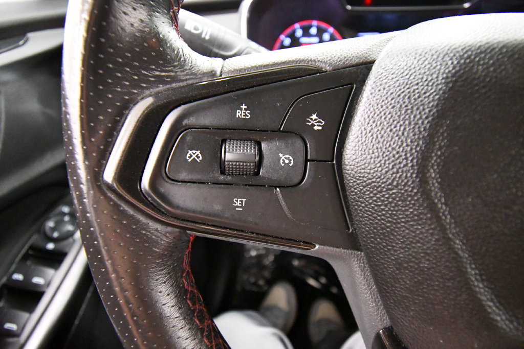 Used 2021 Chevrolet TrailBlazer RS w/ Convenience Package FWD image 19