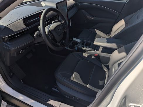 New 2025 Ford Mustang Mach-E Premium image 9