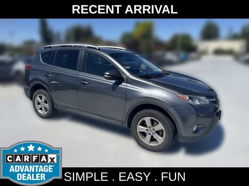 Used 2015 Toyota RAV4 XLE FWD image 1