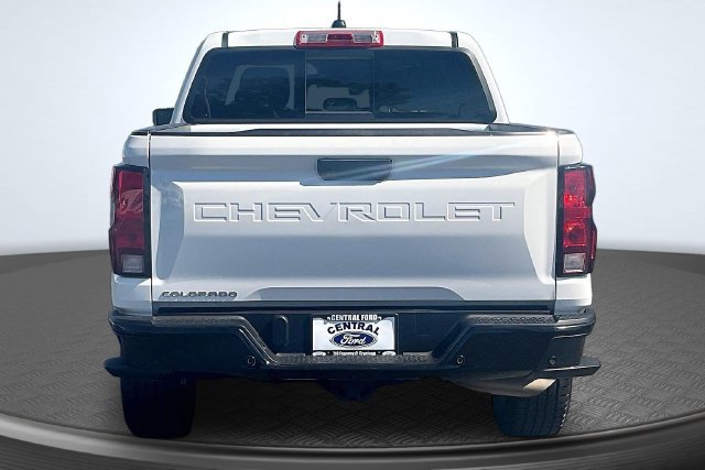 Used 2023 Chevrolet Colorado W/T w/ Safety Package RWD image 4