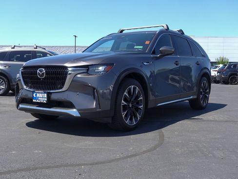 Certified 2024 MAZDA CX-90 Plug-In Hybrid w/ Premium Plus AWD/4WD image 9
