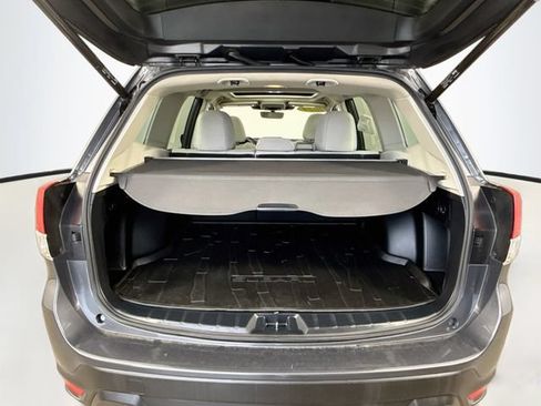 Used 2024 Subaru Forester Premium AWD/4WD image 25