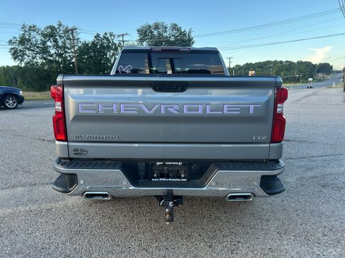 Used 2024 Chevrolet Silverado 1500 LTZ AWD/4WD image 8