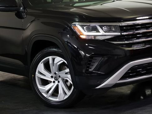 Used 2022 Volkswagen Atlas SE w/ Panoramic Sunroof Package AWD/4WD image 8