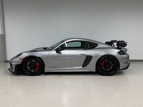 Certified 2025 Porsche 718 Cayman GT4 RS RWD image 2