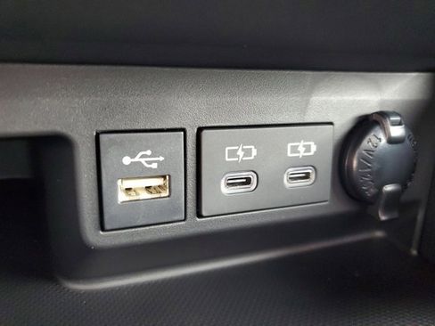 Certified 2026 Toyota Highlander XSE image 25