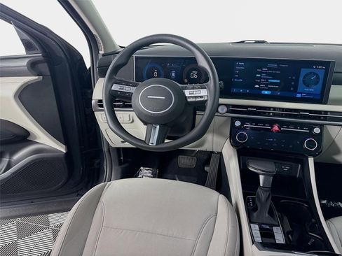 Used 2025 Hyundai Tucson SEL AWD/4WD image 23