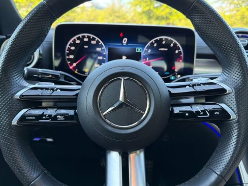 Used 2024 Mercedes-Benz C 300 4MATIC Sedan image 30