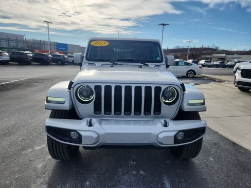 Used 2023 Jeep Wrangler Unlimited Sahara image 7