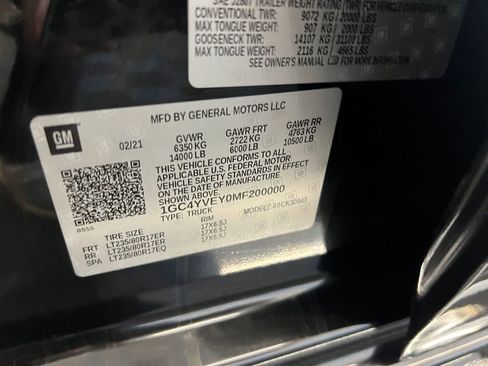 Used 2021 Chevrolet Silverado 3500 High Country w/ Technology Package image 17