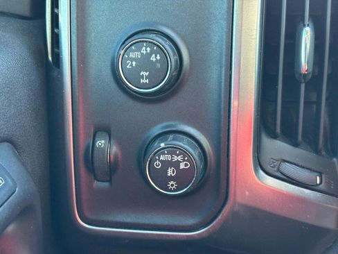 Used 2015 Chevrolet Silverado 1500 LTZ image 17