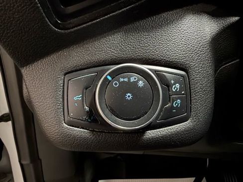 Used 2019 Ford Escape S image 34