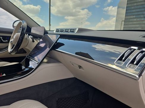 Used 2023 Mercedes-Benz S 500 4MATIC image 21