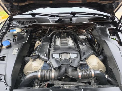 Used 2011 Porsche Cayenne Turbo AWD/4WD image 49
