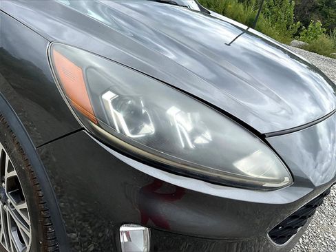 Used 2020 Ford Escape SEL image 28