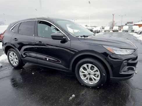 Used 2023 Ford Escape Active image 2