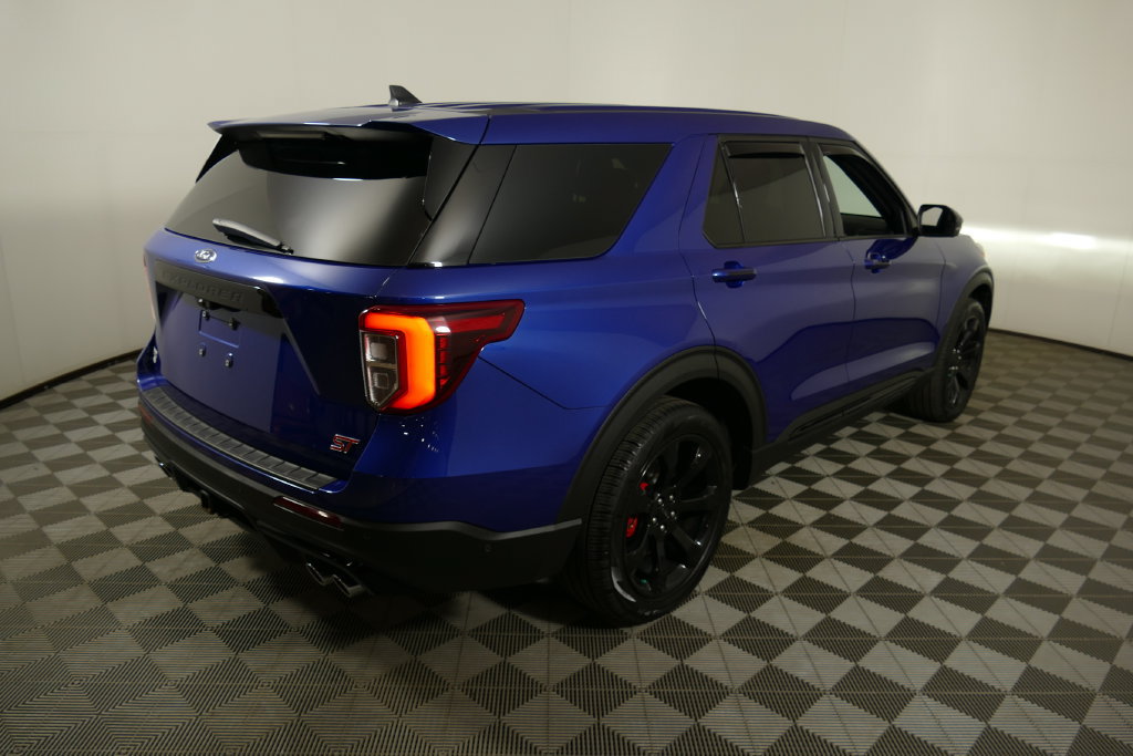 Used 2022 Ford Explorer ST w/ ST Street Pack AWD/4WD image 3