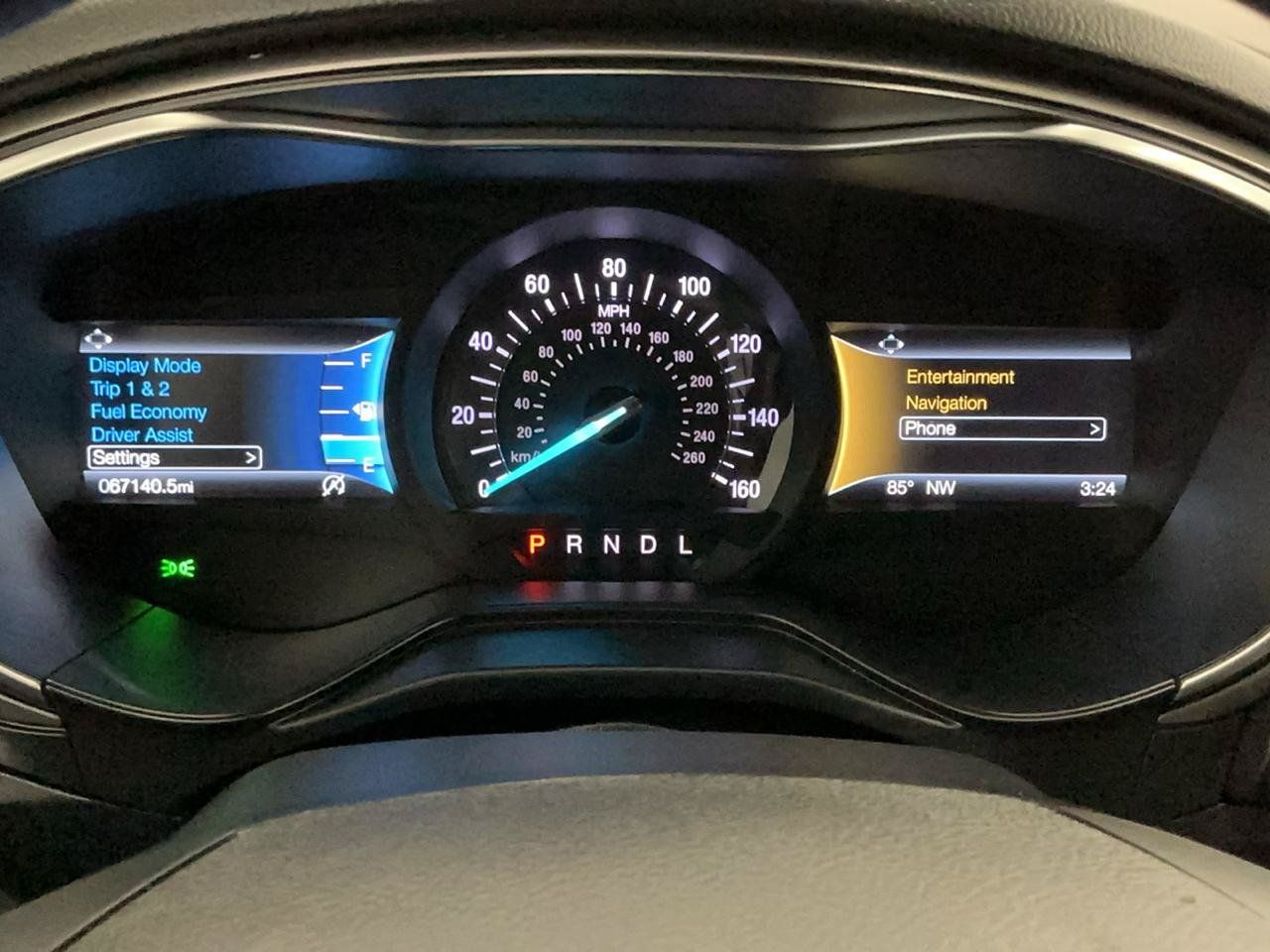 Used 2020 Ford Fusion SE FWD image 19