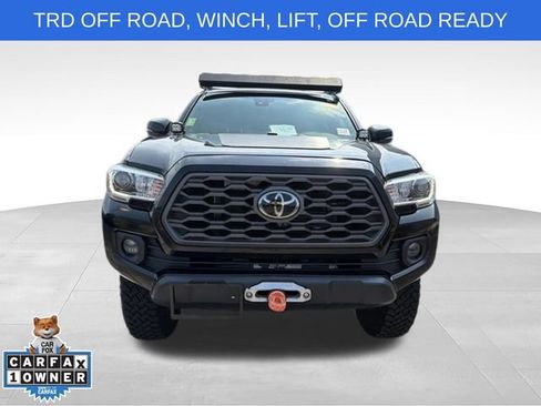 Used 2020 Toyota Tacoma TRD Off-Road AWD/4WD image 9