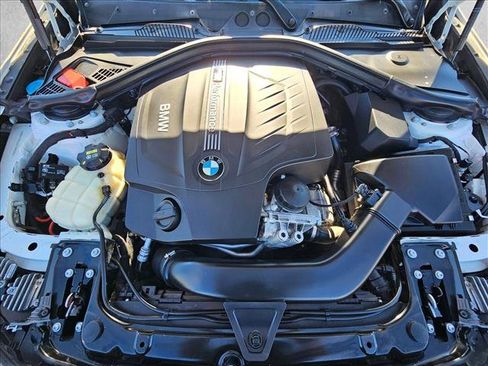 Used 2016 BMW M235i Coupe image 18