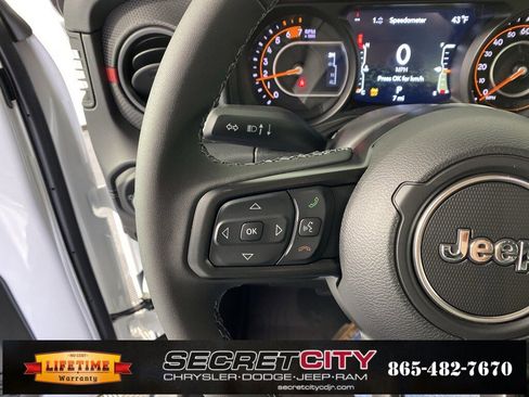 New 2026 Jeep Wrangler Unlimited Rubicon image 15