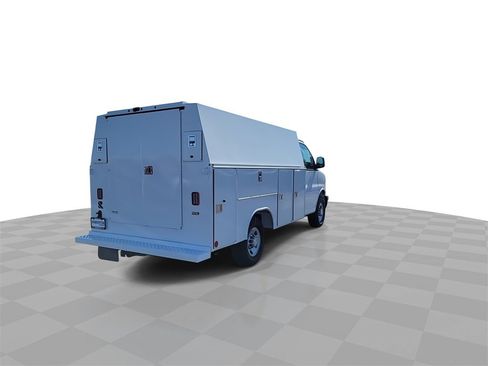 New 2025 Chevrolet Express 3500 w/ Power Convenience Package image 8