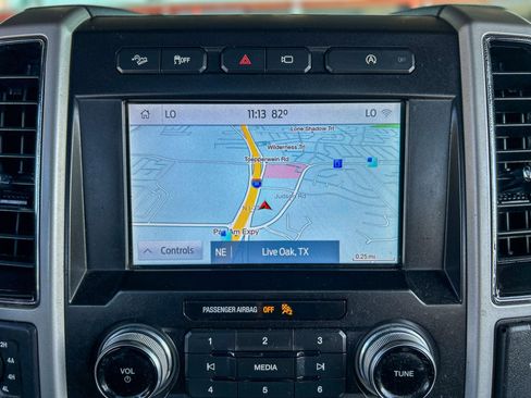 Used 2020 Ford F150 Lariat w/ Equipment Group 502A Luxury image 21